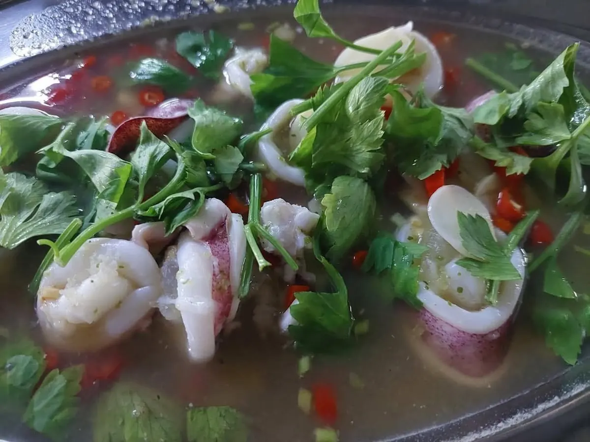 ต้มยำทะเลน้ำใส ร้านอาหารงามวงศ์วาน